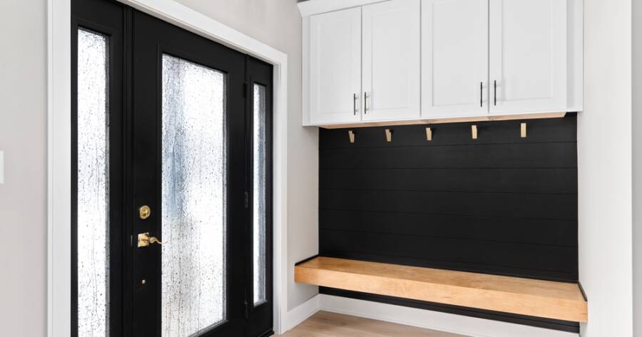 The Entryway Reset: How to Create a Clutter-Free First Impression